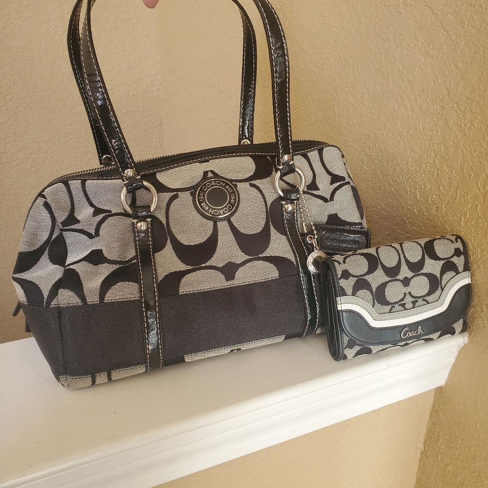Coach Set